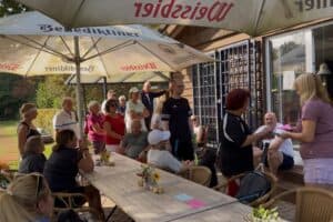 Siegerehrung beim Kartoffelcup 2026 auf der Terrasse des Vereinshauses des TC Forstwald